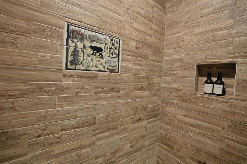 Rustic Modern Cabin With Hot Tub Near Rafting And Great Smokey Mountains Bryson City Eksteriør bilde