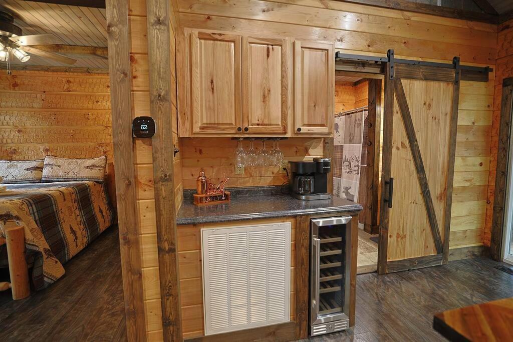 Rustic Modern Cabin With Hot Tub Near Rafting And Great Smokey Mountains Bryson City Eksteriør bilde
